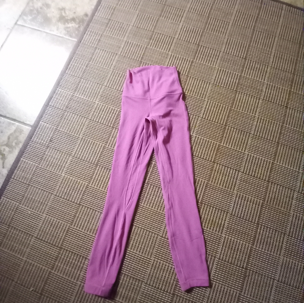Lululemon yoga pants size zero